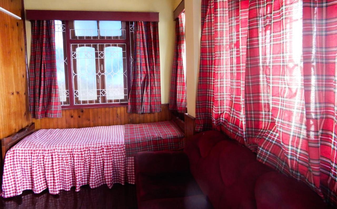 West Point Backpackers Hostel Дарджилинг Экстерьер фото